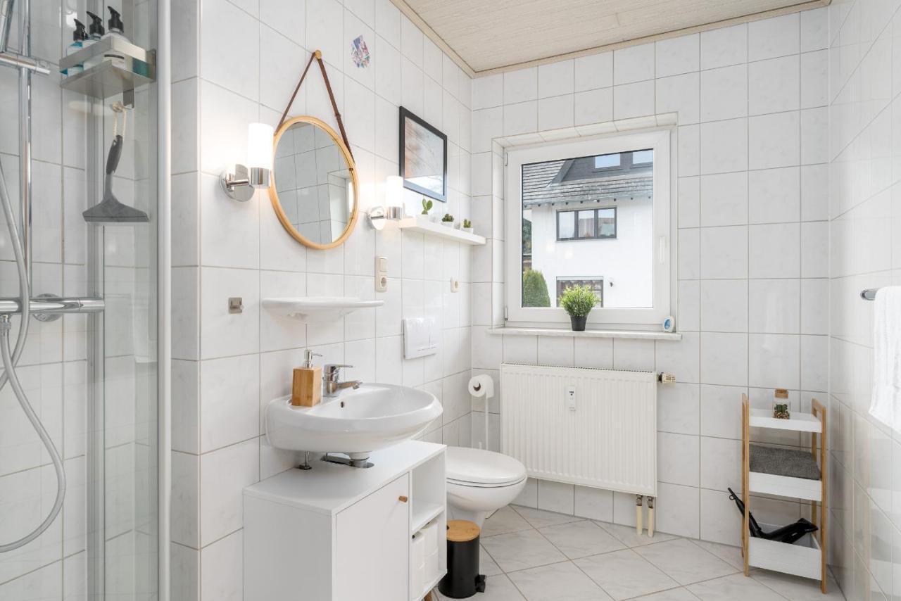 Harmony: Edersee Apartment - Sperrmauer - Lounge المظهر الخارجي الصورة